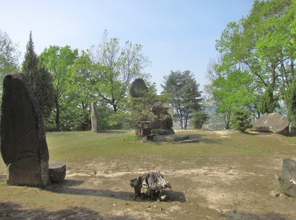 楯築墳丘墓_頂上