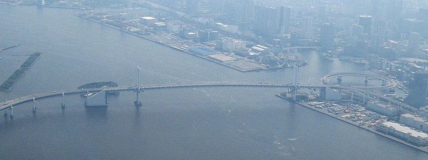 800px-Rainbow_Bridge,_Tokyo_Japan