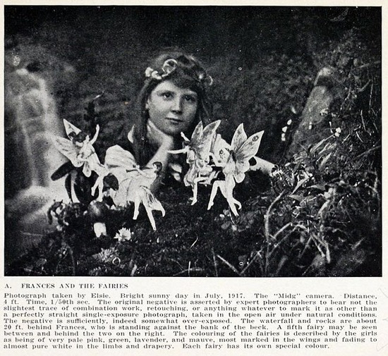 652px-Cottingley_Fairies_1_article