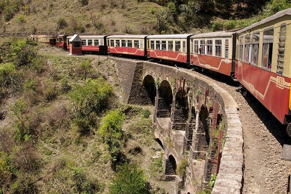 Indias-great-railway-journeys