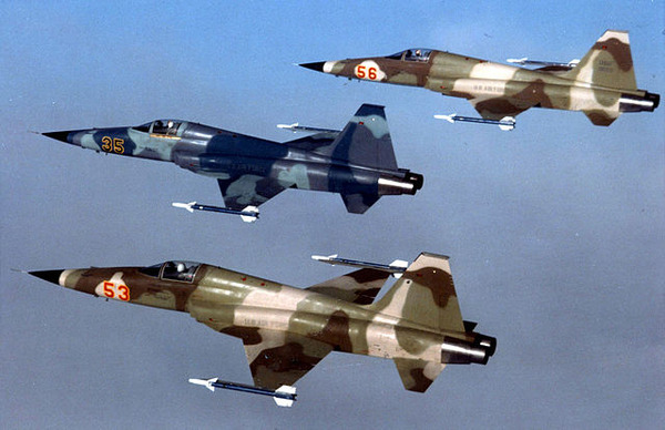 640px-Three_F-5E_agressors_from_Alconbury_1983