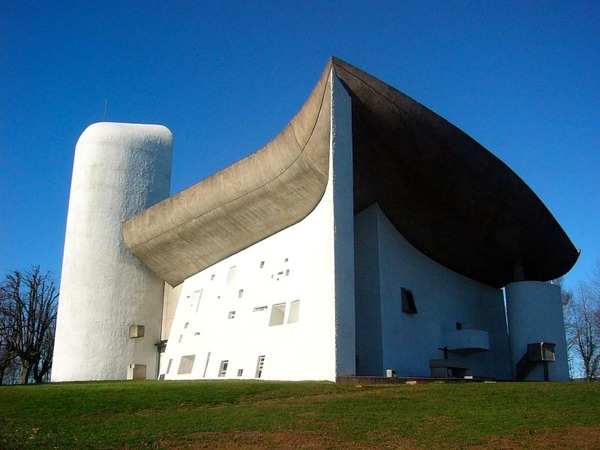 Concrete-splendour-at-Notre-Dame-du-Haut-in-Ronchamp-France