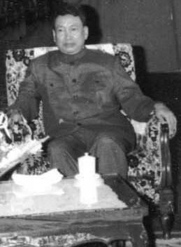 ポルポト政権で死刑になった理由が理不尽すぎる…『大人は死刑！ 眼鏡をかけていたら死刑！』
