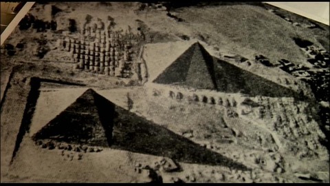 ピラミッドが8面体２