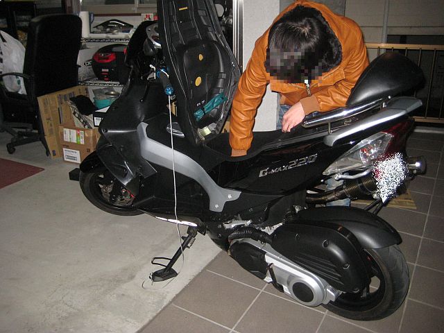 G-MAX220