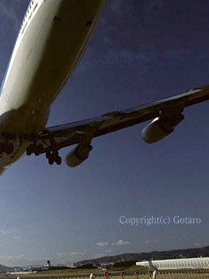 BOEING 747 JUMBO JET