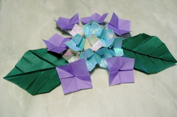 あじさいを折り紙で折ろう 簡単な作り方とコツまとめ Izilook