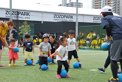 300125-kids2.jpg