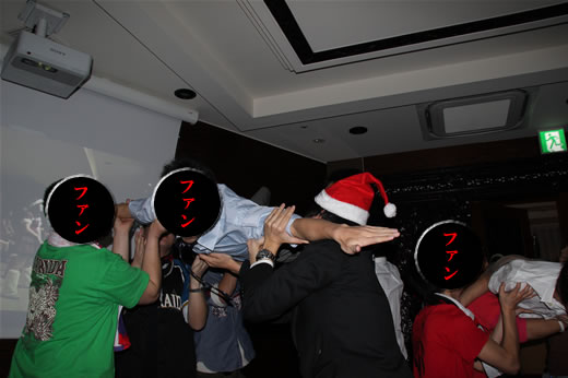 20121227-41
