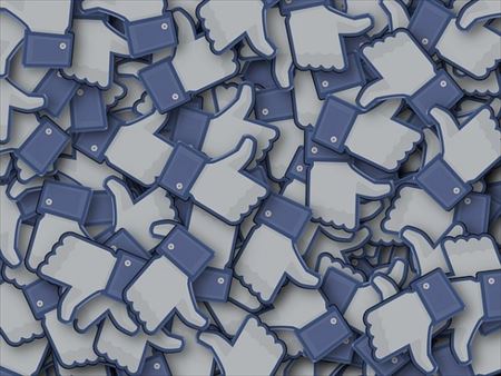 facebook-1084449_640-e1453983055908_R