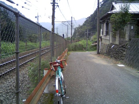 中央線横