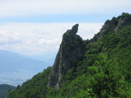 烏帽子岩