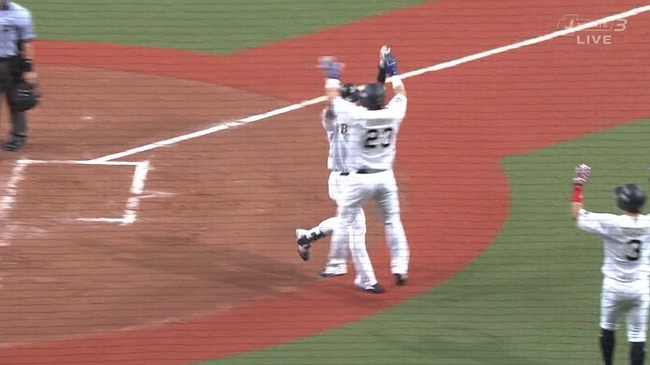 【打線爆発】オリックス・杉本裕太郎の満塁ホームランで8点目!!