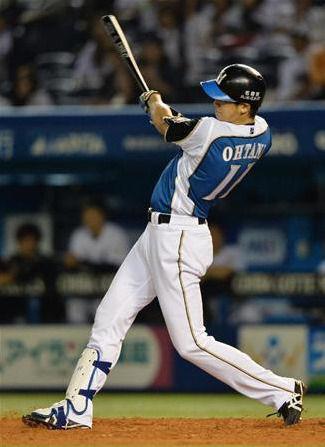 大谷2発「強いスイングできれば」 左右に打ち分けに胸張る