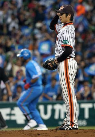 ソフト・中田、二回途中6失点KO