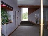 1階フロント前