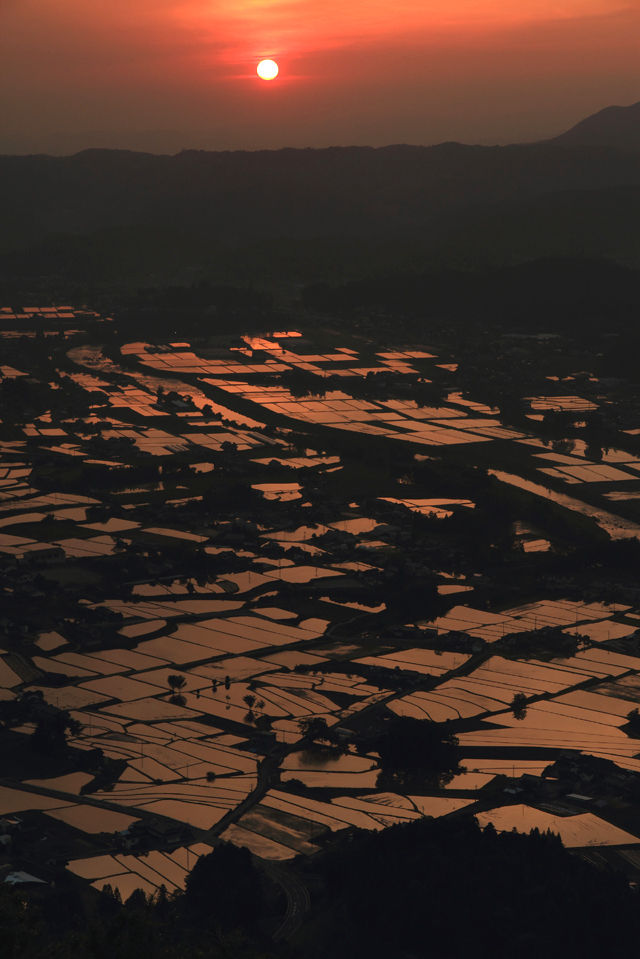 伐株山の夕景