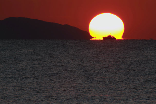 だるま夕陽
