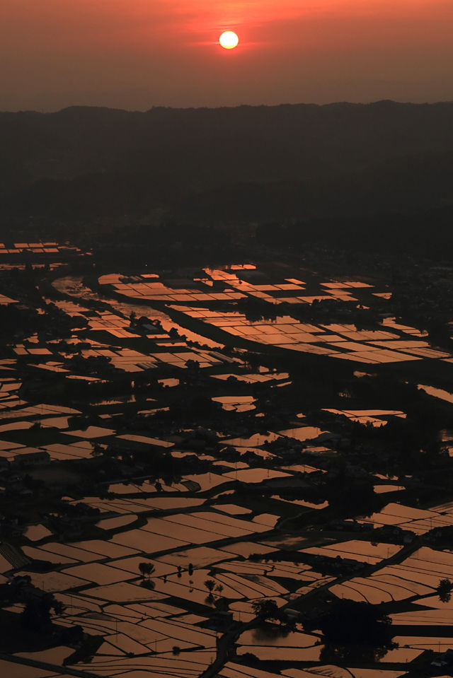 伐株山の夕景