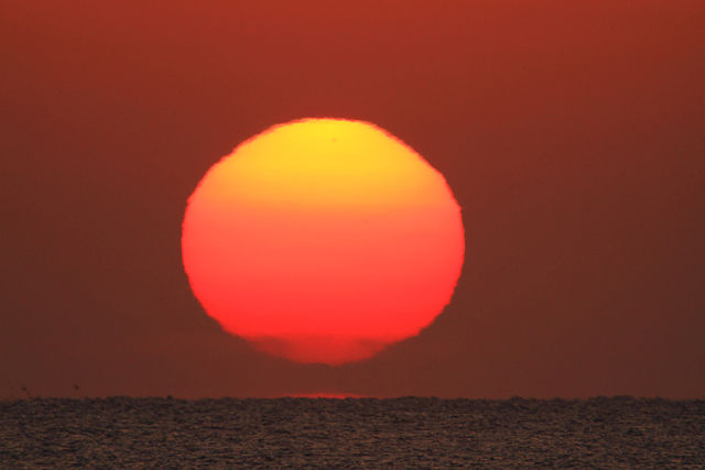 だるま夕陽