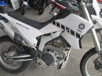 ȁȚ 001