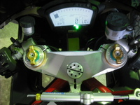 1098S 008