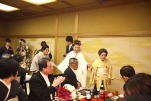 婦中座