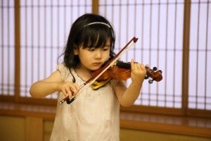 女の子演奏