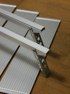 20111123table-002