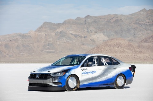 2019_Bonneville_Jetta_-Small-8843