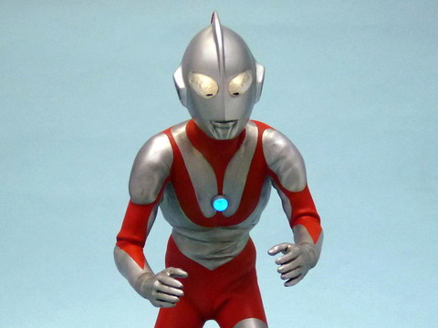 z*z様 ウルトラマンティガ ccp 電池切れ／一部塗装剥がれ z*z様 ウルトラマンティガ ccp 電池切れ／一部塗装剥がれ