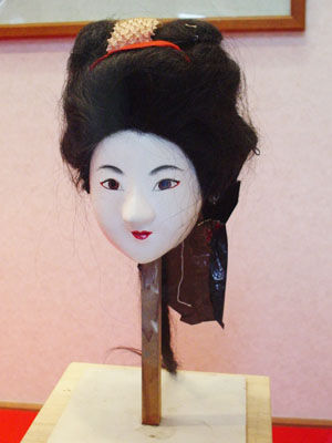 あかりとちゃっぽんぽん 燈籠人形「玉藻之前」 : 八女の手仕事 