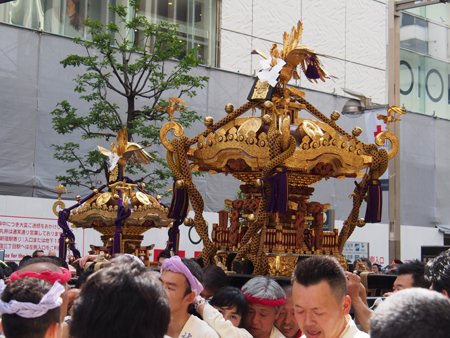 新宿園の神輿