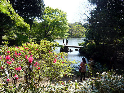 六義園