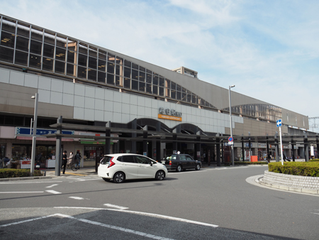 越谷駅