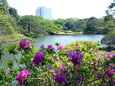 六義園