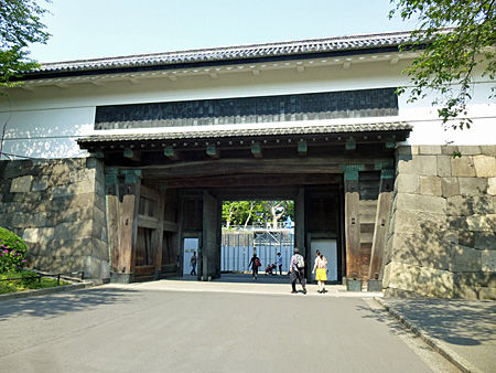 田安門
