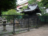 三囲神社