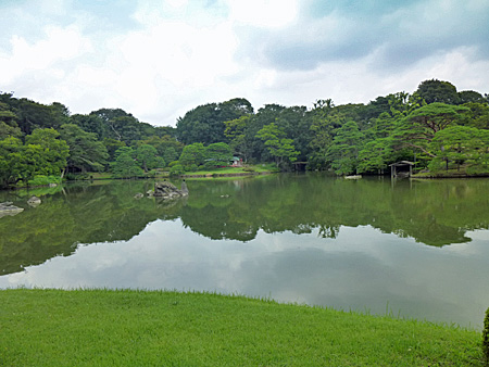 六義園