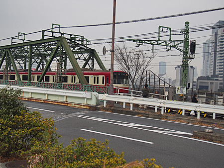 八ツ山橋