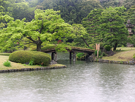 六義園