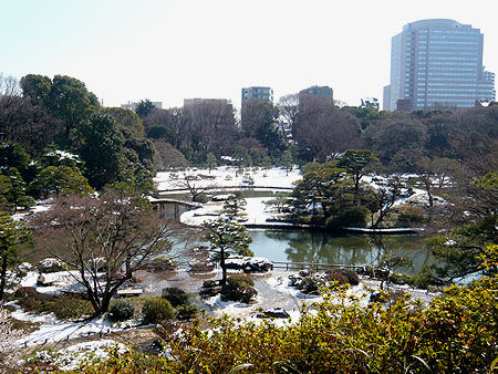 六義園