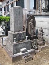 山田朝右衛門の墓