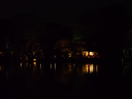 六義園