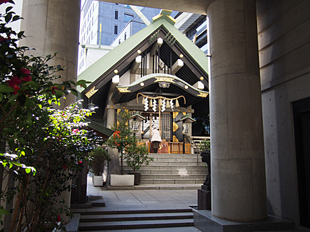 築土神社