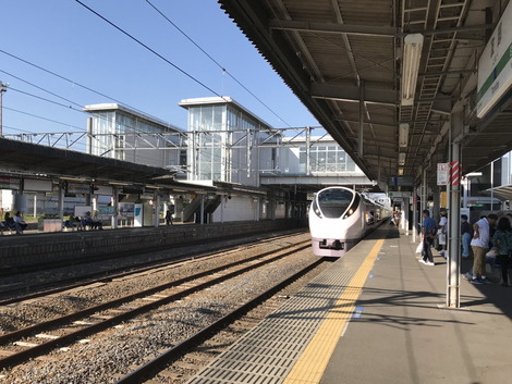 201806031603002