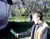 ソビエトロシアではビンが頭を割る!