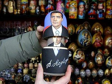 わたくしロシアの次期新大統領、メドベージェフと申します