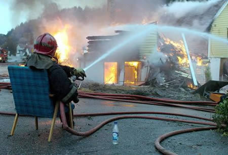a97183_g121_1-fireman
