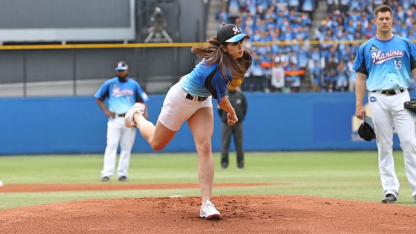 稲村亜美さん4